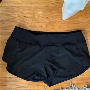 lulu lemon 2.5 speed up shorts black size 8